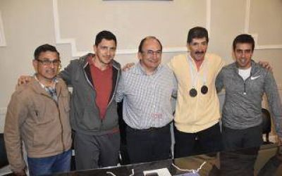 Saladillo: El Intendente Salom�n recibi� al ciclista Miguel Lubo