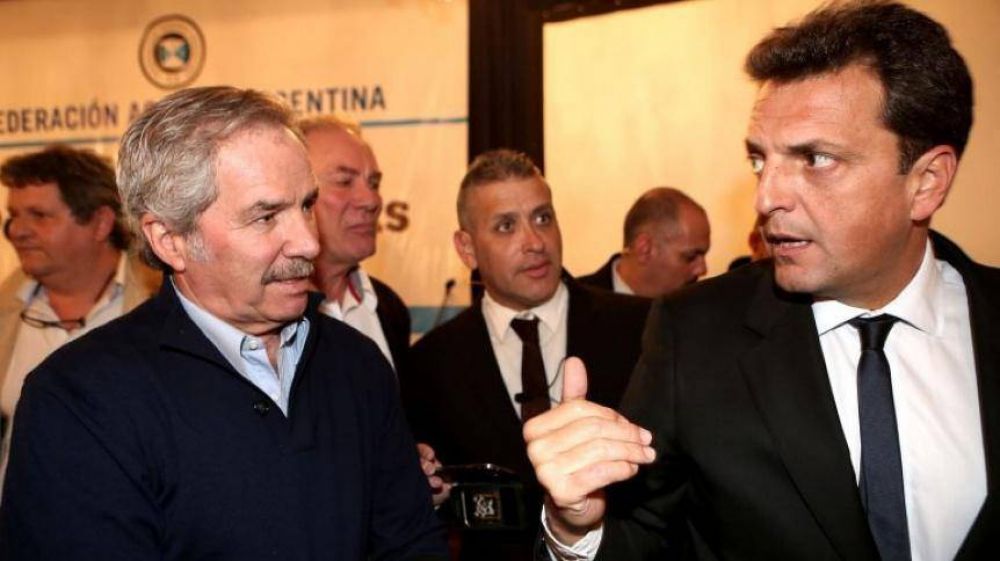Felipe Sol� clam� por la unidad del peronismo: 