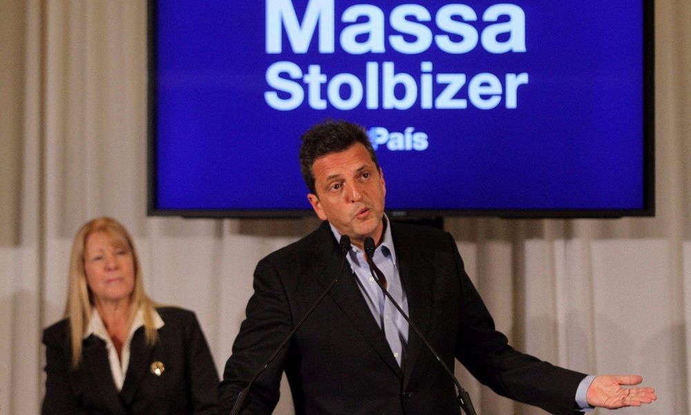 Con la soga al cuello, Massa apuesta al debate para romper la polarizacin