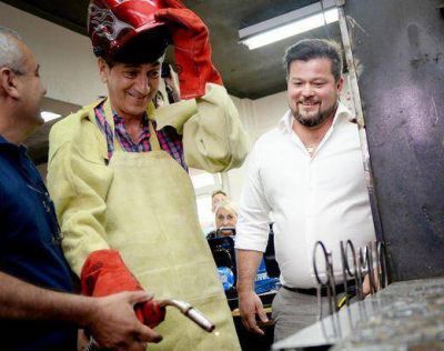 Torres recibi� a Randazzo en Tres de Febrero