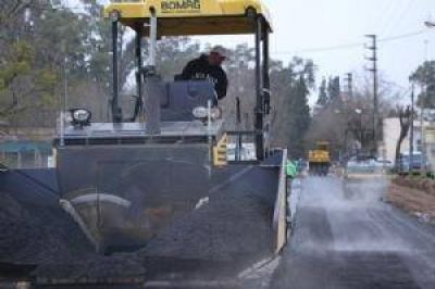 Ducot� promete obras �en la puerta de cada vecino�