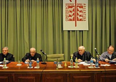 El Episcopado exhort� a 