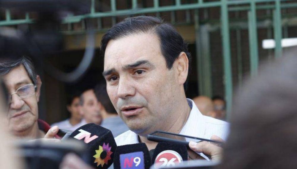Nuevo gobernador de Corrientes planta bandera en pelea por el Fondo del Conurbano