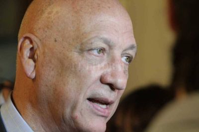 Bonfatti habl� de Hitler y Macri, y desat� la furia en l�deres del PRO