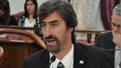 Giano dice que Macri busca desfinanciar Estado y Provincias