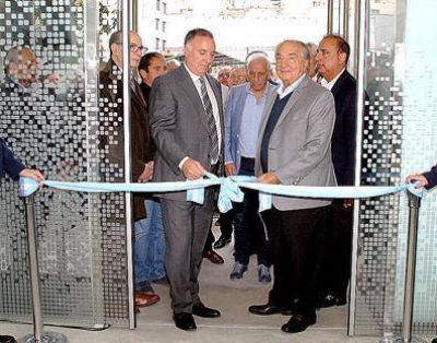 Armando Cavalieri inaugur� una cl�nica odontologica de OSECAC