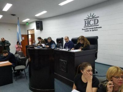 Sesi�n extraordinaria en el Concejo Deliberante quilme�o