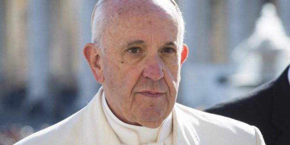 Papa: consternado por la noticia del terrible ataque incendiario en guardera en Brasil