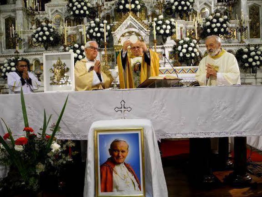 Misa por la memoria litrgica de san Juan Pablo II