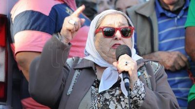 Reconocer�n con el pa�uelo blanco al grupo de Curas en Opci�n por los Pobres