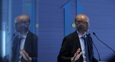 Aeron�uticos acusan a Dietrich de fomentar el caos para facilitar la entrada de las low cost