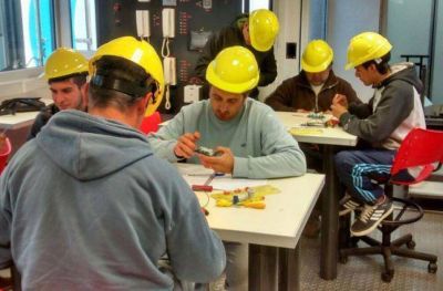 M�s de 500 personas se inscribieron para capacitarse en el Puerto