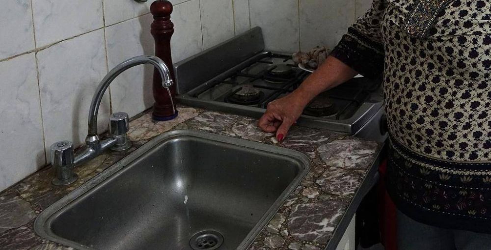 La falta de presi�n en el servicio de agua se hizo sentir en distintos barrios