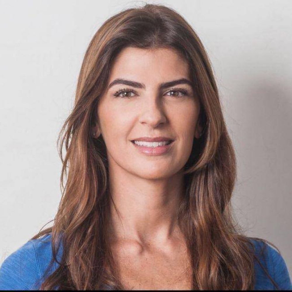 Bettina Romero busca los votos de los que no hicieron piso