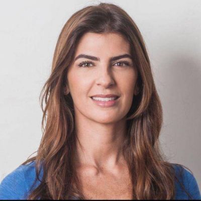 Bettina Romero busca los votos de los que no hicieron piso