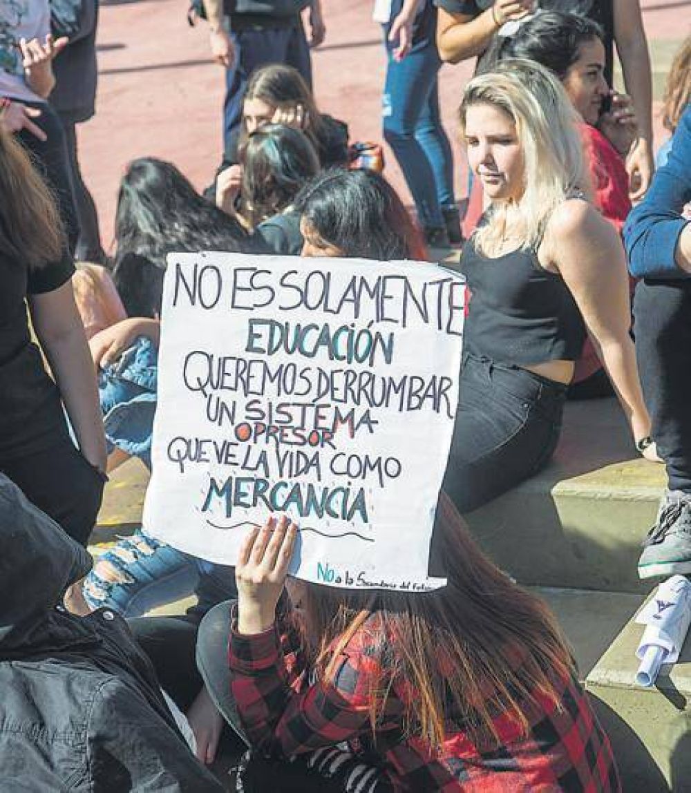 Amnist�a Internacional: no la autorizaron a dar talleres de educaci�n sexual