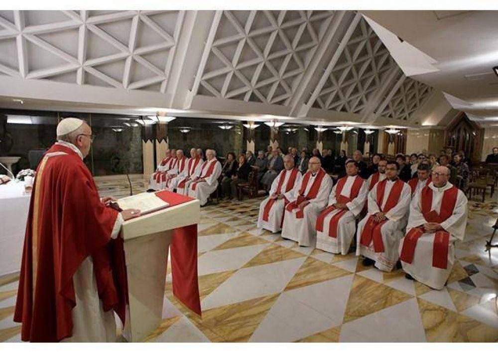 Homila del Papa en Santa Marta: la necedad lleva a la corrupcin