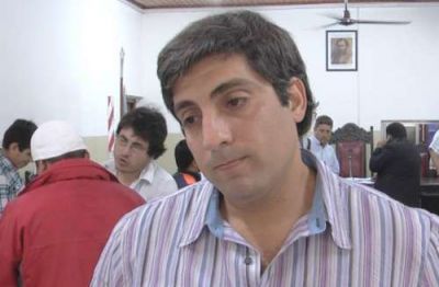  Candidato a diputado picante: 
