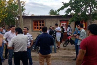 En el D�a de la Lealtad, los candidatos del Frente Todos fueron a Chimbas