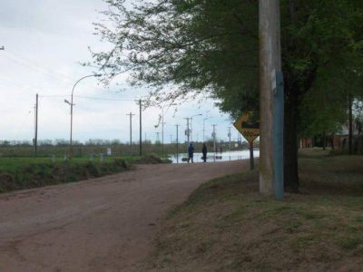 Hidr�ulica comenzar� a trabajar en el sector del l�mite con Daireaux