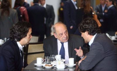 Qu� pasa con Arroyo, puro bla bla y �qui�n puso el gancho?