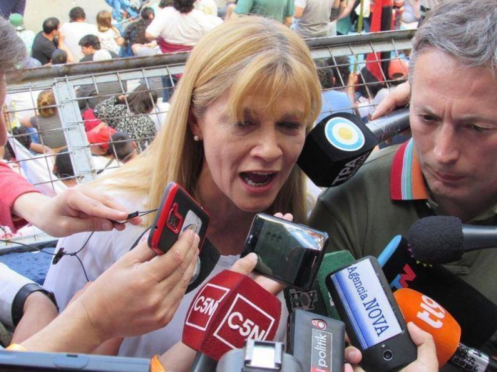 Vernica Magario: Lo nico que hace Vidal es pasearse por los medios de comunicacin