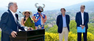 FIRMARON CONVENIO POR RUTA A�REA JUJUY-BRASIL