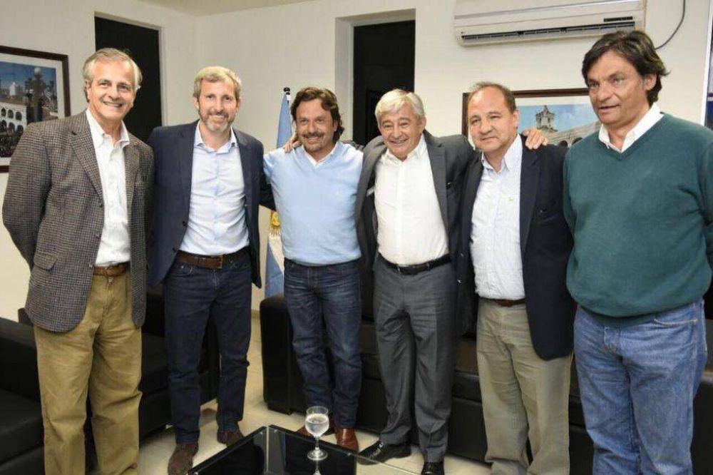 �Me voy a poner a disposici�n del Gobernador y los intendentes�