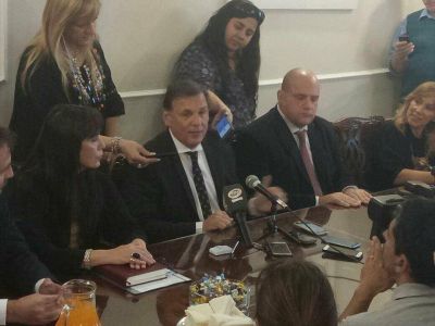 Ponce anunci� el Procrear 2 y 3, pero la entrega del plan anterior lleva un a�o de retraso