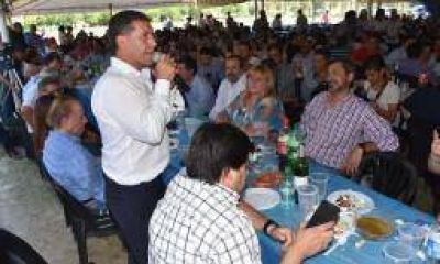 Casas contra Cambiemos: �Buscan comprar voluntades con d�divas�