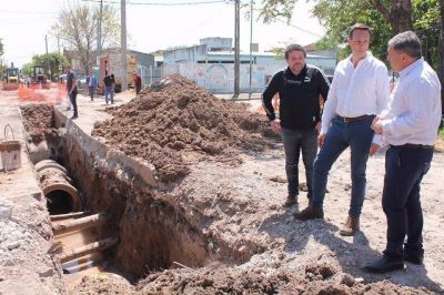 Avanzan las obras h�dricas en Las Tropas y luego asfaltar�n