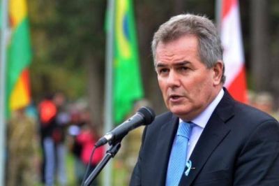 El intendente de Bah�a Blanca qued�, otra vez, al filo de reivindicar la �ltima dictadura militar