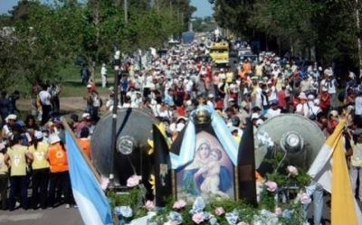Peregrinaci�n de los Pueblos: Miles de personas unieron Hasenkamp con Paran�