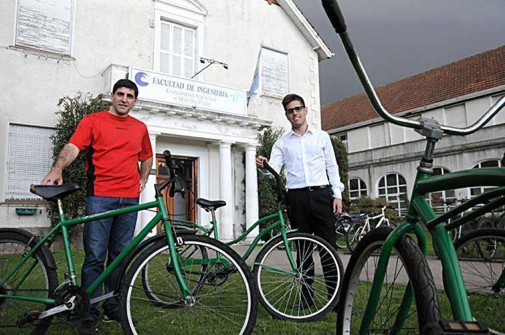 En Ingenier�a ofrecen bicicletas para que los alumnos se trasladen