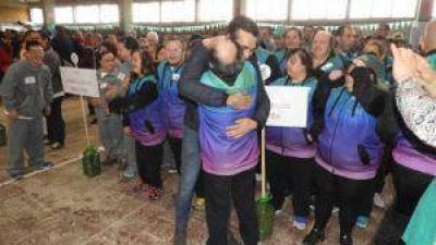 El Polideportivo a pleno en el encuentro regional de talleres protegidos
