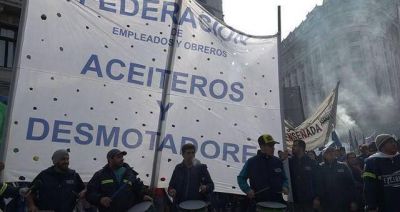 Aceiteros advierten que el Ministerio los persigue y podr�an ir al paro