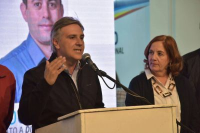 Uni�n Por C�rdoba, segundos muy lejos