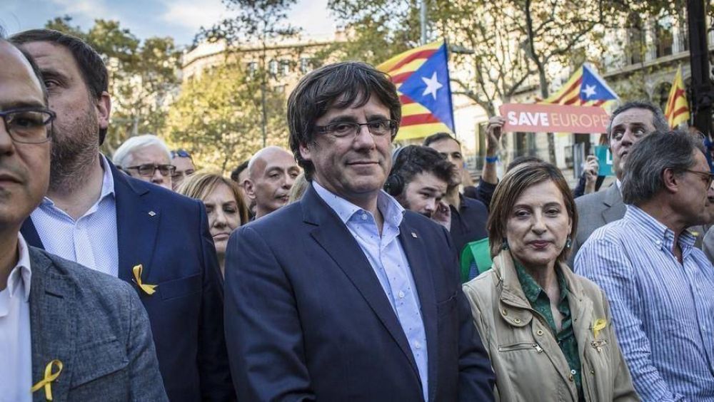 El gobierno de Catalu�a declarar�a la independencia y llamar�a a elecciones anticipadas para intentar zafar de la intervenci�n