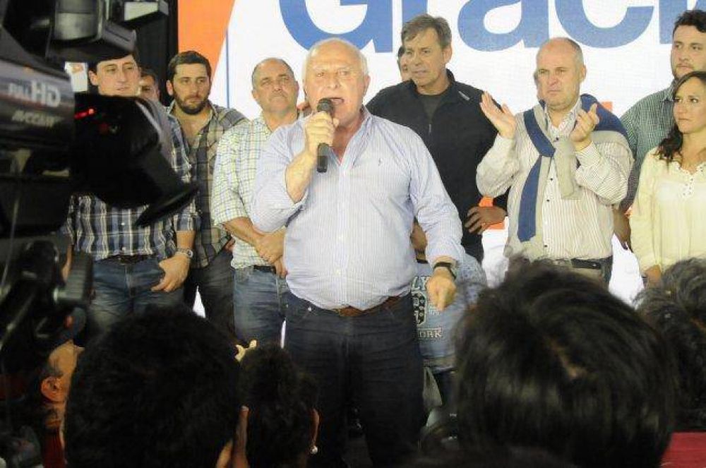 Lifschitz festej� con Jat�n y habl� de los cambios que habr� en su gabinete
