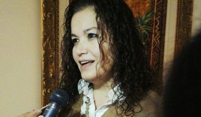 Tere Luna: �La gente est� harta de las viejas pol�ticas�
