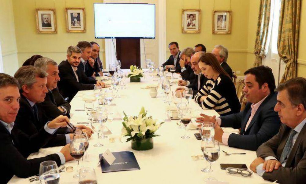 MORALES ALMORZ� CON MACRI EN CASA ROSADA