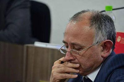 Gui�az� acus� al intendente Ponce de �boicotear� la enmienda de la Carta Org�nica