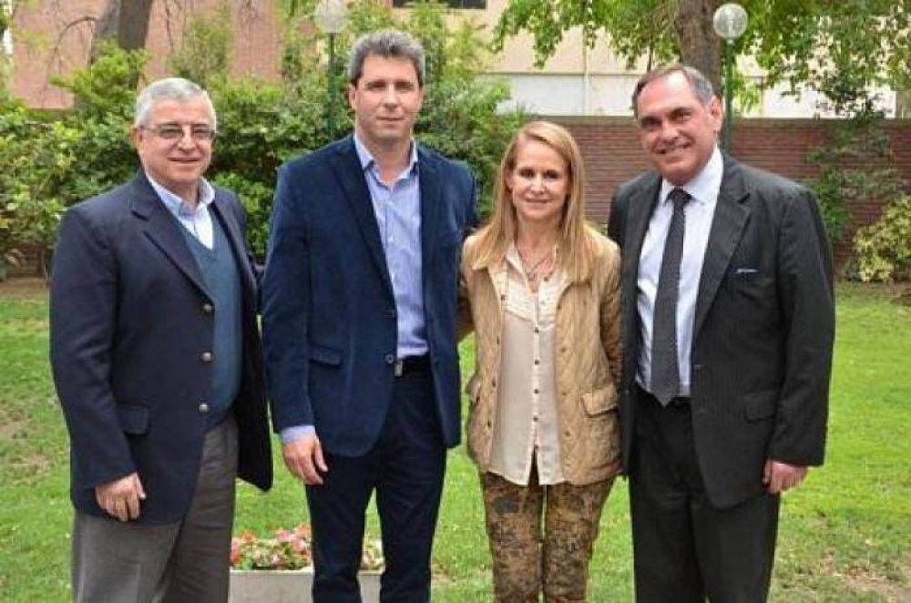 La Salud P�blica de San Juan fue ponderada en un evento internacional en Panam�