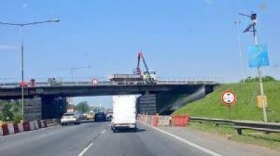 Comenzaron los trabajos para elevar �el puente de siempre�