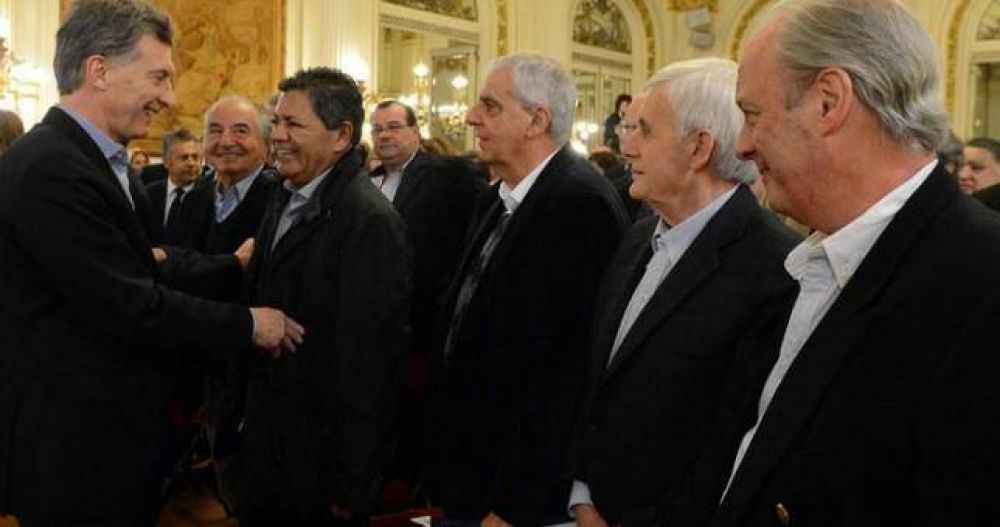 Sindicalistas entre los invitados del Gobierno para el anuncio del paquete de reformas