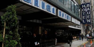 Tras el veto de Macri, fiscal pidi� que se suspenda el desalojo del Hotel Bauen