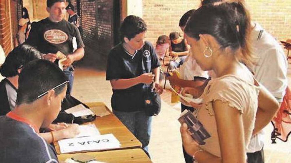 Confirman que el aumento de las cuotas en colegios locales ser� del 25%