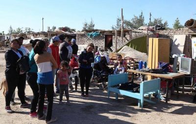 Trasladaron la Villa Santa Ana al Barrio Valle Grande