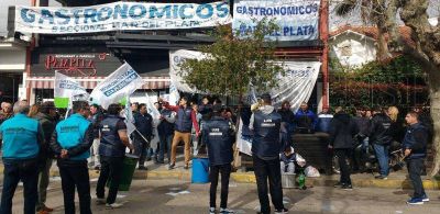 Trabajadores de �Pampita� resistir�n el desalojo