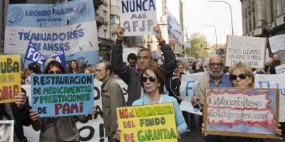 ATE Capital denunci� que el Gobierno plantear� la revisi�n de mecanismos de actualizaci�n jubilatoria